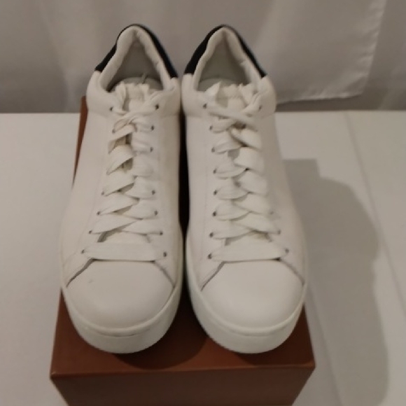 Coach White Sneakers with Navy Details - Picture 4 of 4